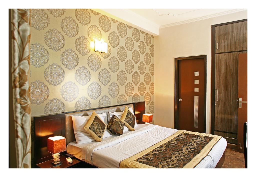 Evergreen 2Bhk Service Apartment Vasant Kunj Fortis Ilbs Új-Delhi Kültér fotó