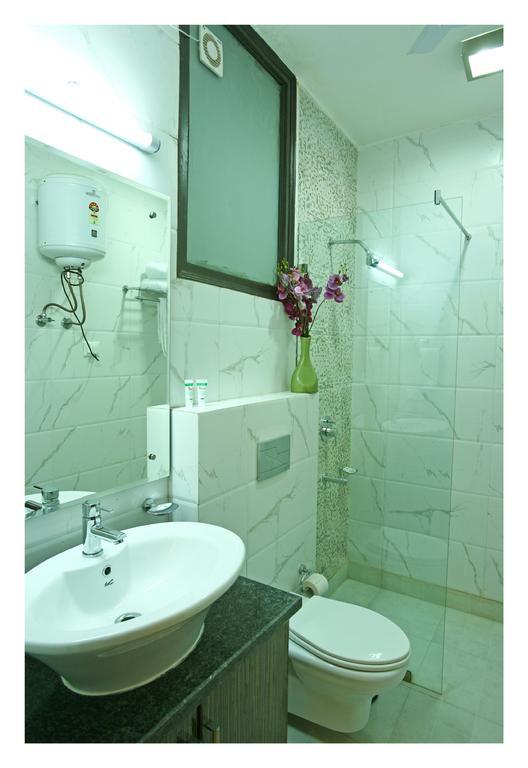 Evergreen 2Bhk Service Apartment Vasant Kunj Fortis Ilbs Új-Delhi Kültér fotó